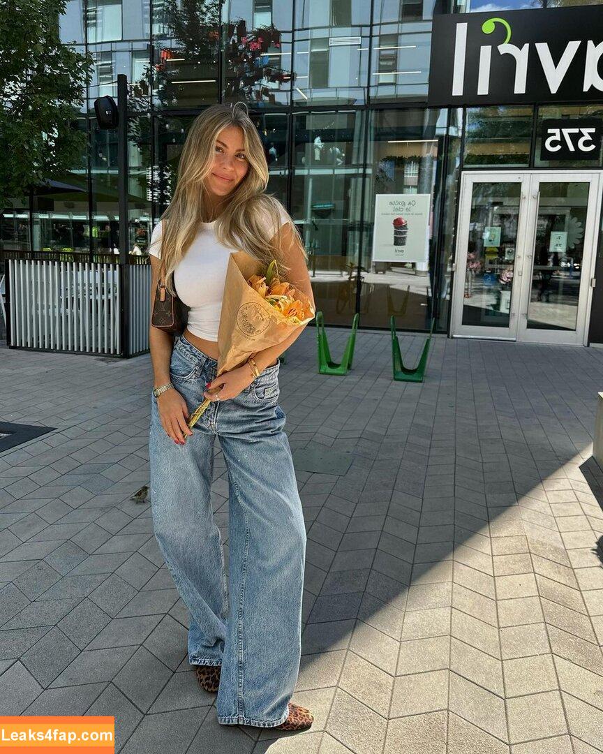 Beatrice Bouchard / beatricebouchard слитое фото фото #0133
