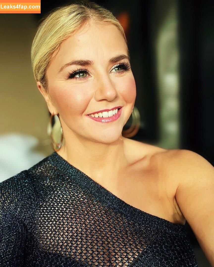 Beatrice Egli / beatrice_egli_offiziell leaked photo photo #0324