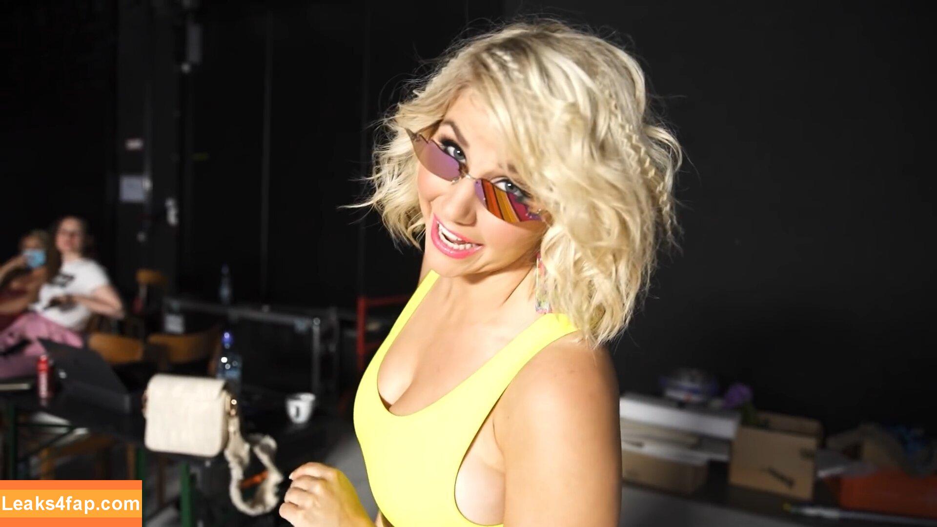 Beatrice Egli / beatrice_egli_offiziell leaked photo photo #0425