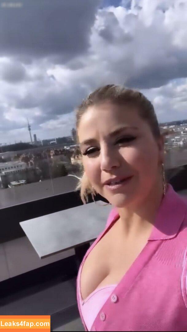 Beatrice Egli / beatrice_egli_offiziell leaked photo photo #0459