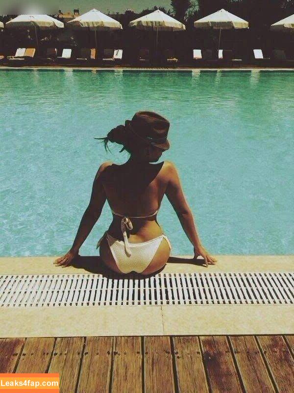 beatrix ramosaj /  leaked photo photo #0004