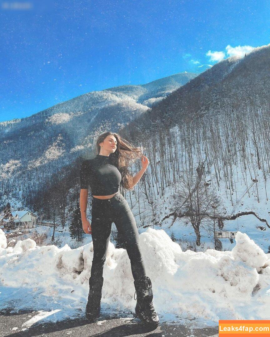 beatrix ramosaj /  leaked photo photo #0058