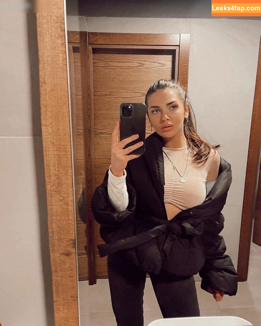 beatrix ramosaj /  leaked photo photo #0080