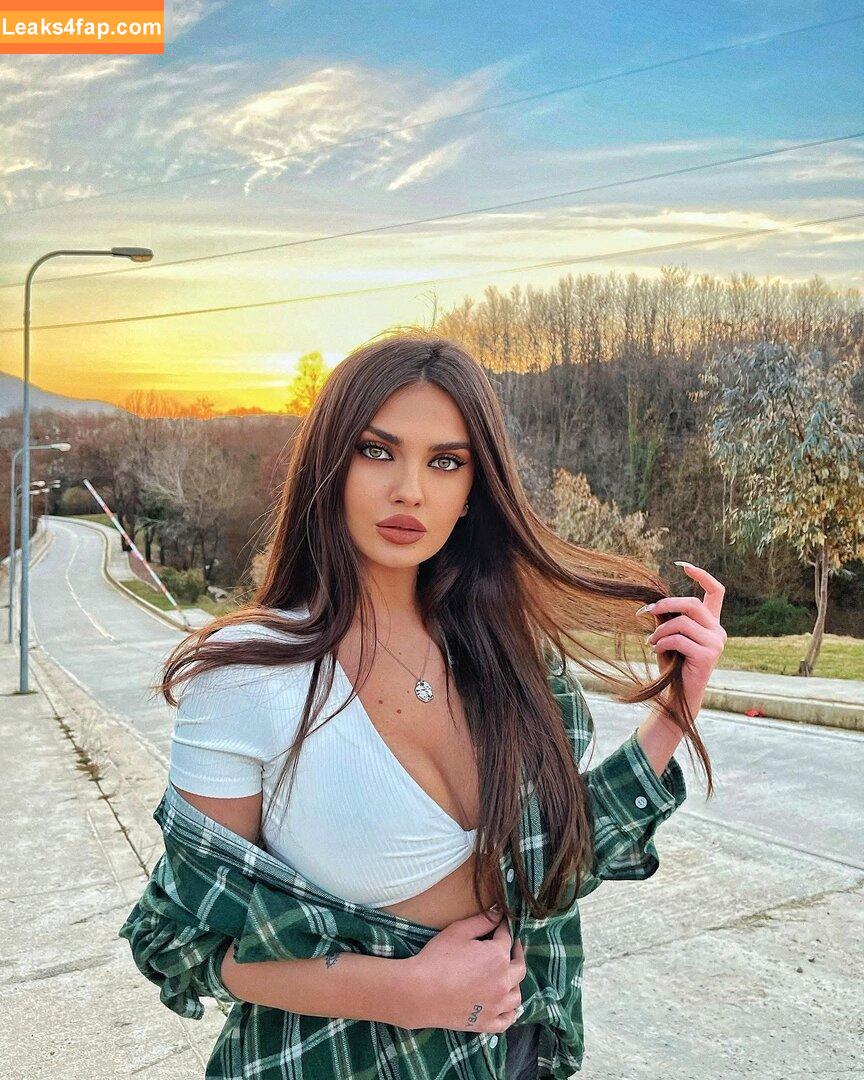 beatrix ramosaj /  leaked photo photo #0088