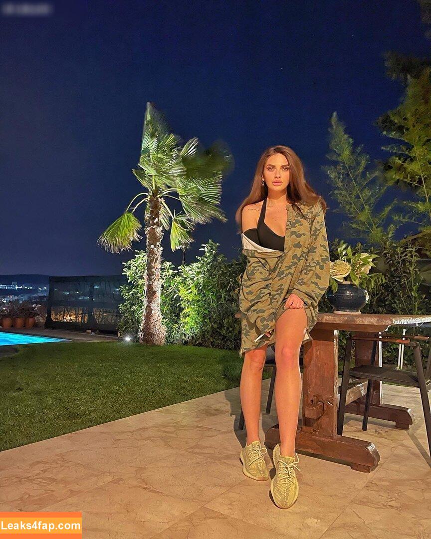 beatrix ramosaj /  leaked photo photo #0094