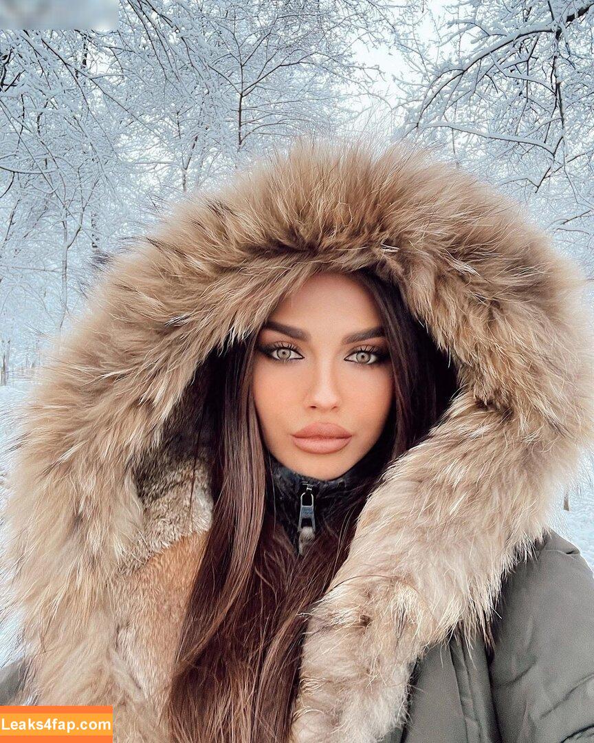 beatrix ramosaj /  leaked photo photo #0099