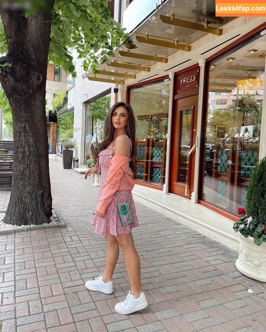 beatrix ramosaj /  leaked photo photo #0149