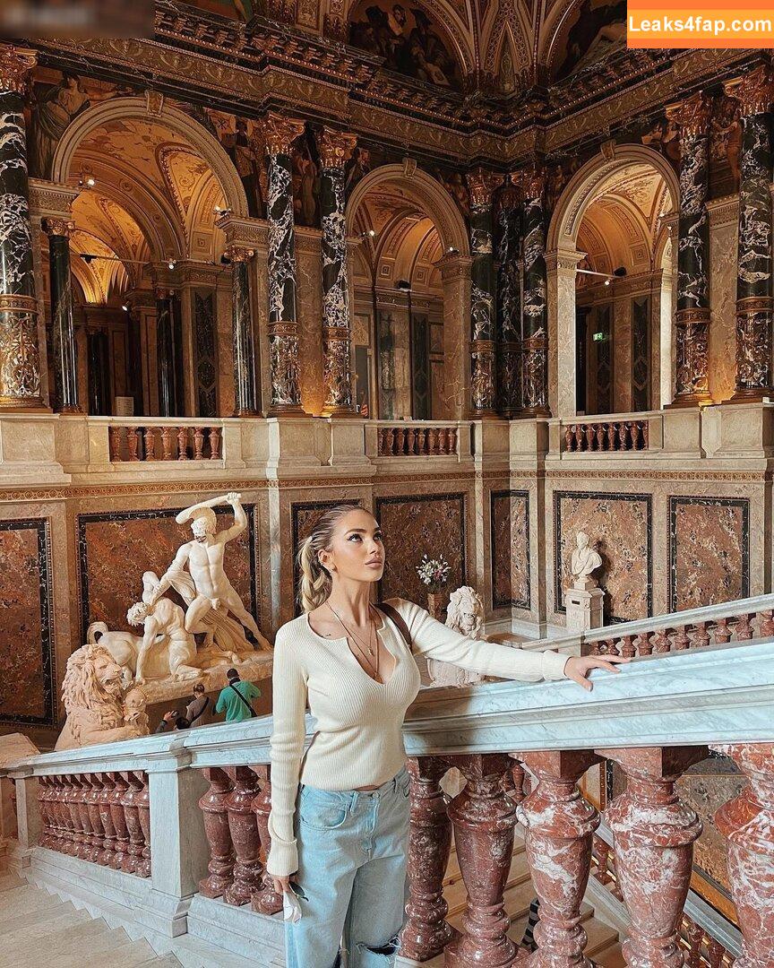 beatrix ramosaj /  leaked photo photo #0221