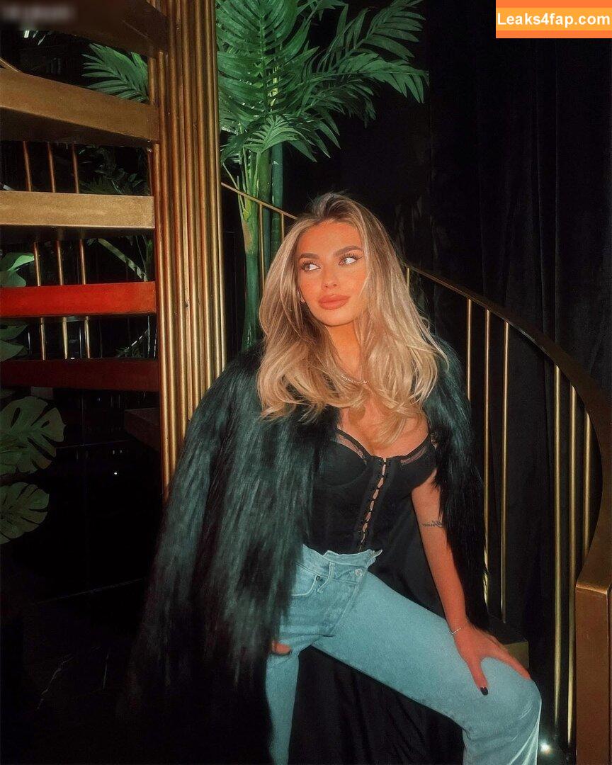 beatrix ramosaj /  leaked photo photo #0341