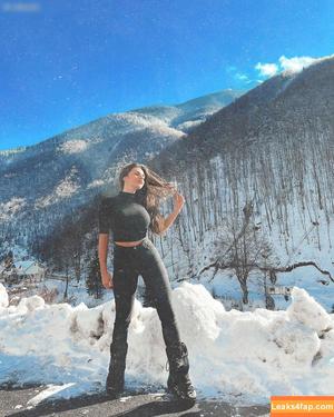 beatrix ramosaj photo #0058