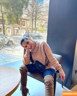 beatrix ramosaj photo #0078