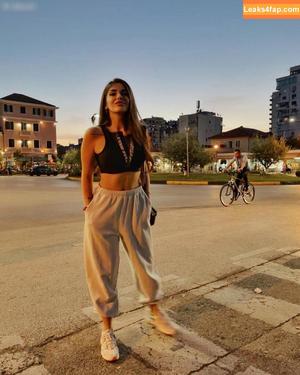 beatrix ramosaj photo #0133