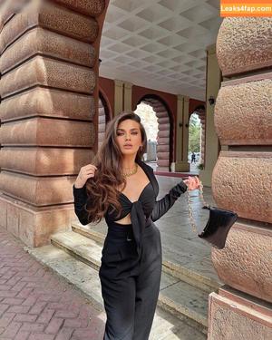 beatrix ramosaj photo #0143