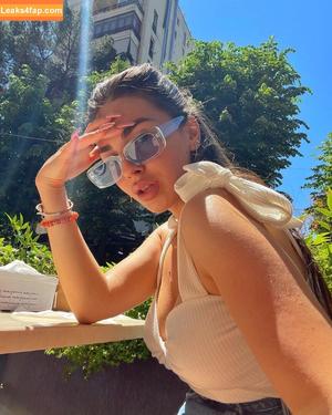 beatrix ramosaj photo #0146