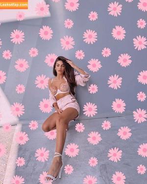 beatrix ramosaj photo #0199