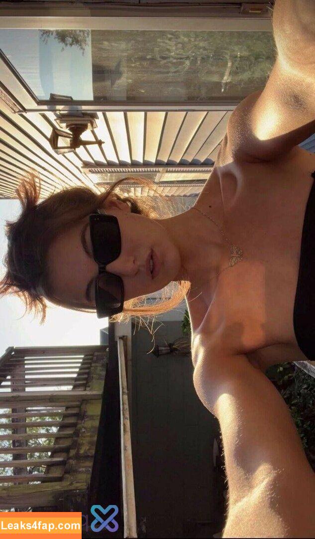 Beautyandbrainswithatwist /  leaked photo photo #0008