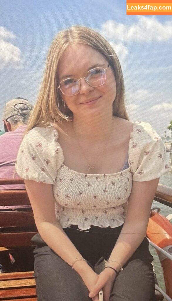 Beaxbea / _beaxbea_ / beaxbea_o7 leaked photo photo #0006