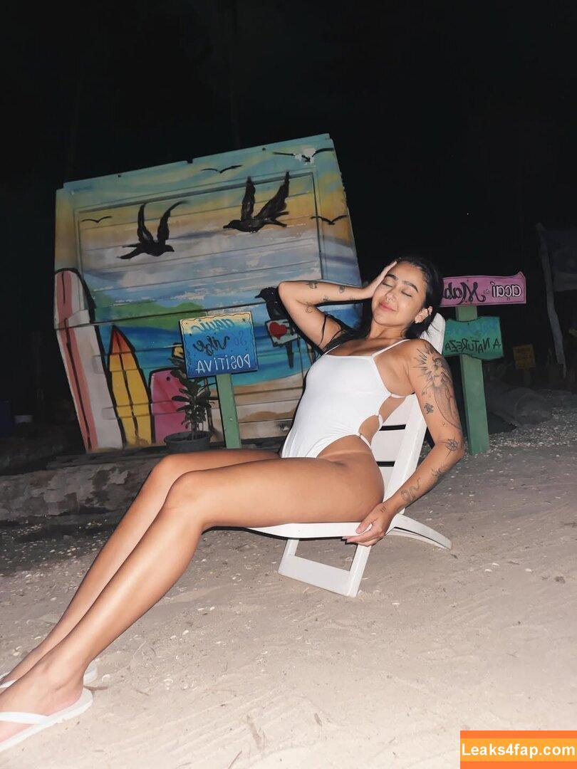 Beca Barreto / becaa_barreto leaked photo photo #0181