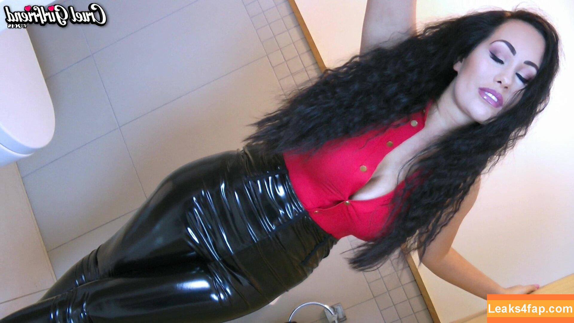 Becky Dee / BeckyxDee / beckydeefree / beckyxdeeofficial leaked photo photo #0008