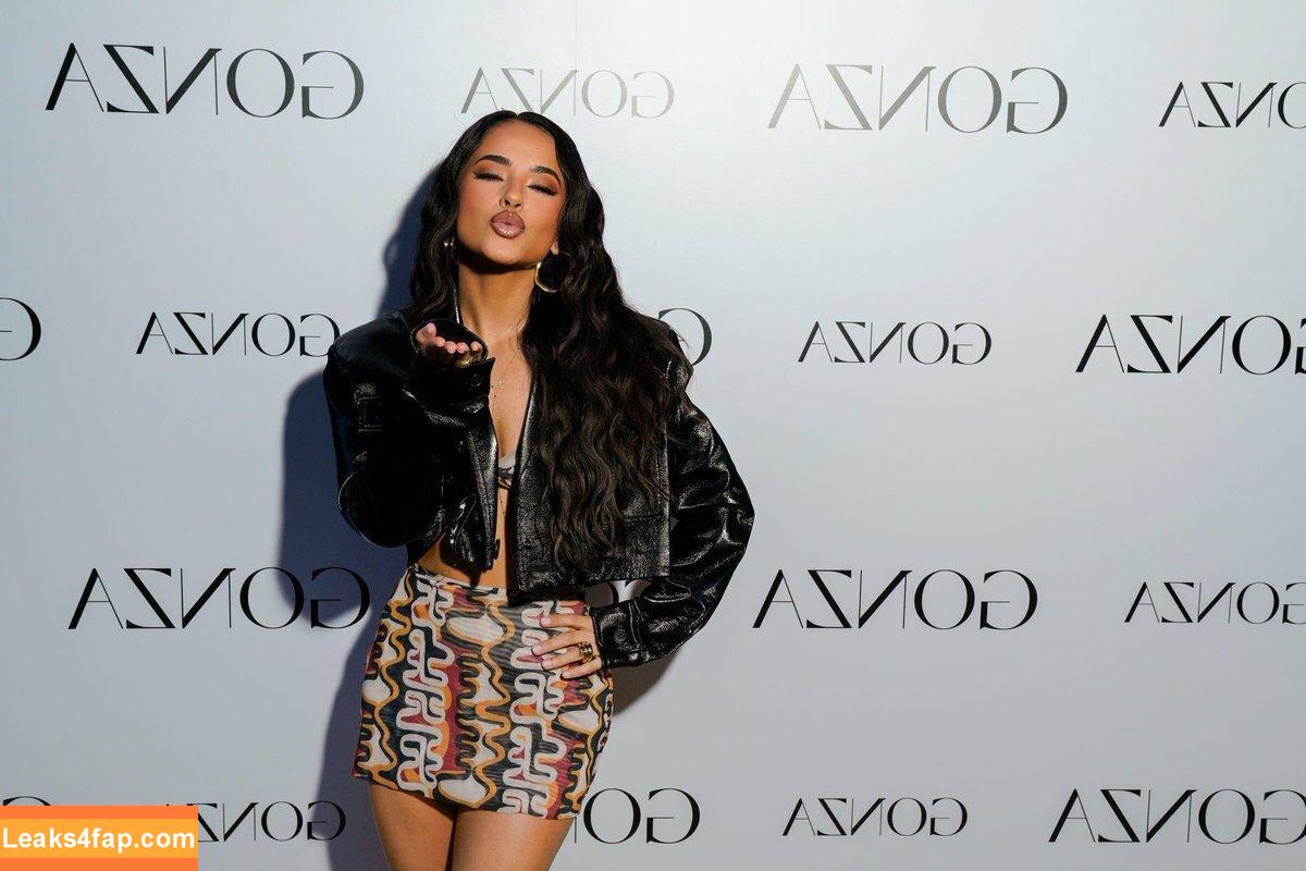 Becky G / Reggaeton singer / iambeckyg leaked photo photo #0304