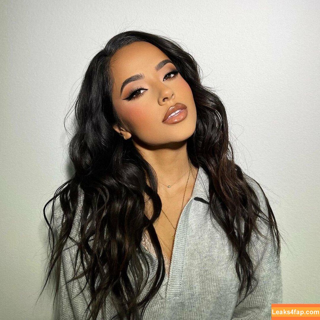 Becky G / Reggaeton singer / iambeckyg leaked photo photo #0329