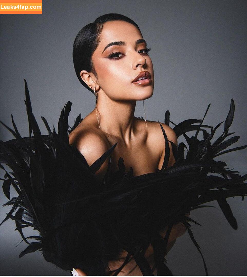Becky G / Reggaeton singer / iambeckyg leaked photo photo #0468