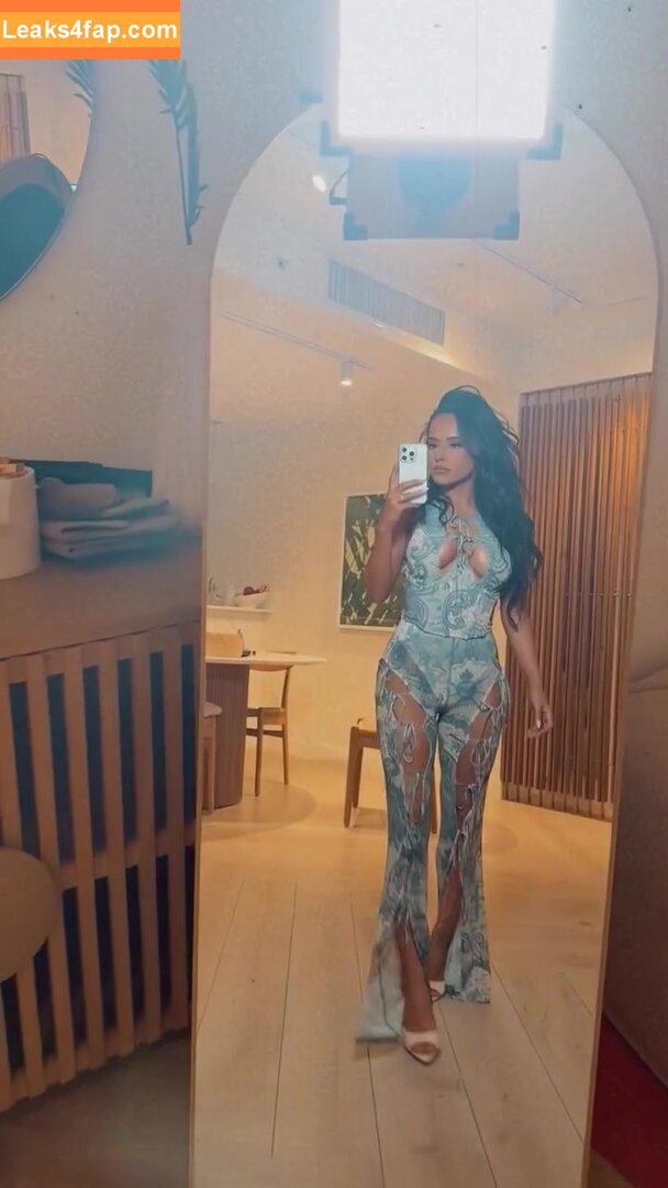 Becky G / Reggaeton singer / iambeckyg leaked photo photo #0470