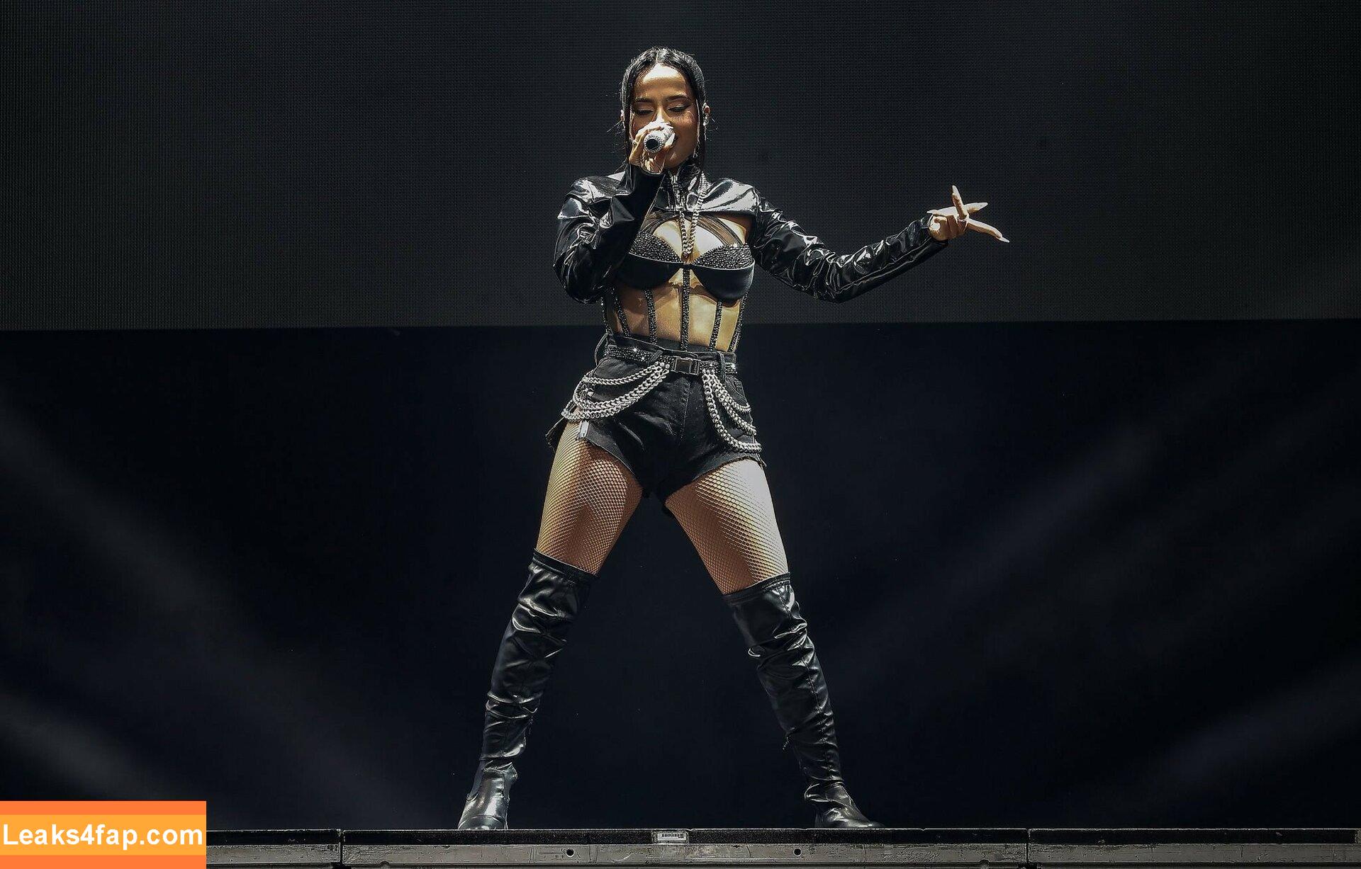 Becky G / Reggaeton singer / iambeckyg слитое фото фото #0500