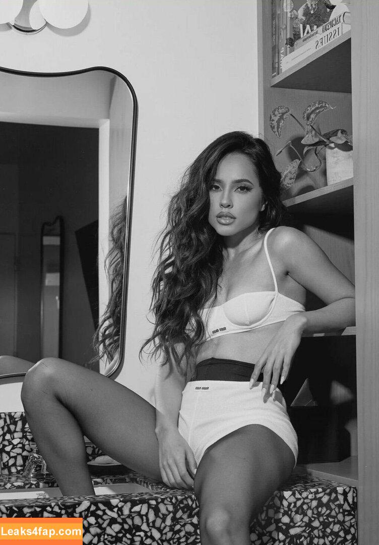 Becky G / Reggaeton singer / iambeckyg leaked photo photo #0506