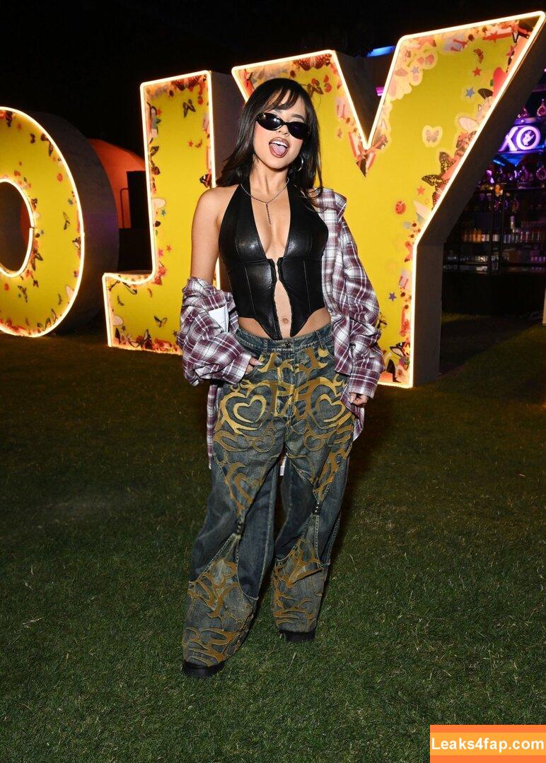 Becky G / Reggaeton singer / iambeckyg / missbeckyfeet leaked photo photo #0781