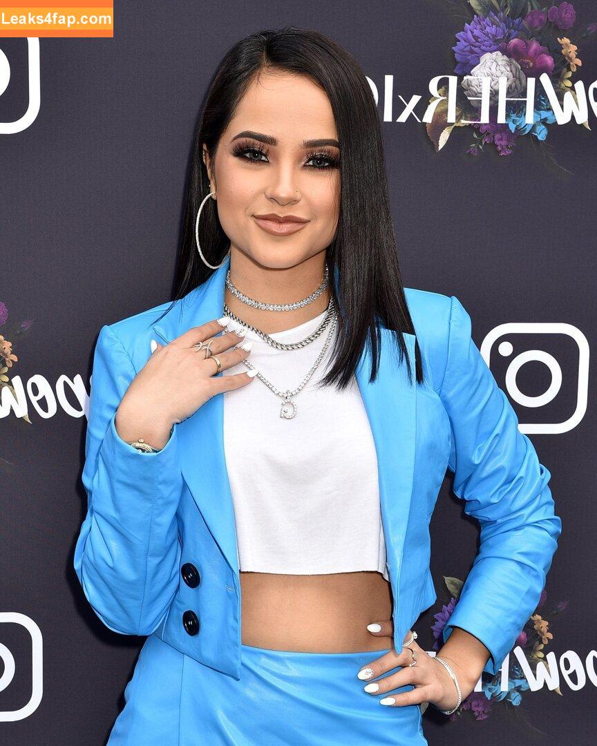 Becky G / Reggaeton singer / iambeckyg / missbeckyfeet leaked photo photo #0870