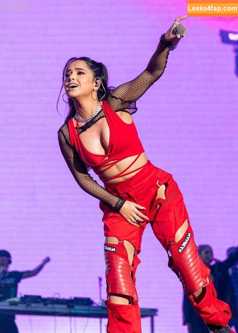 Becky G / Reggaeton singer / iambeckyg / missbeckyfeet leaked photo photo #0878