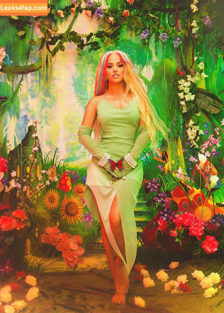 Becky G / Reggaeton singer / iambeckyg / missbeckyfeet leaked photo photo #0986