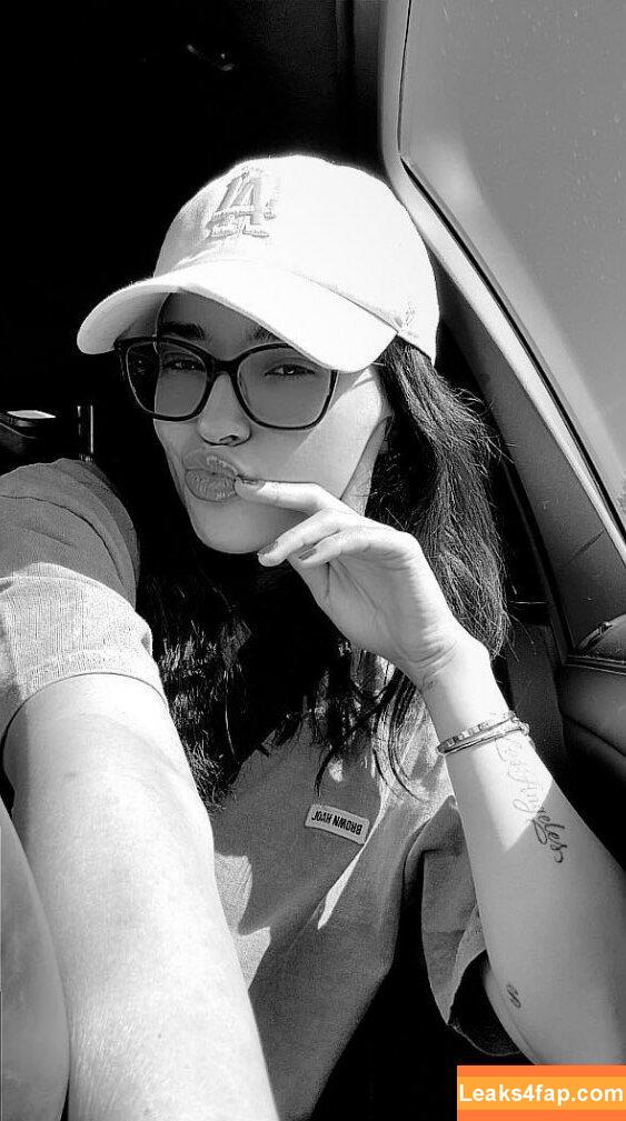 Becky G / Reggaeton singer / iambeckyg / missbeckyfeet leaked photo photo #0995