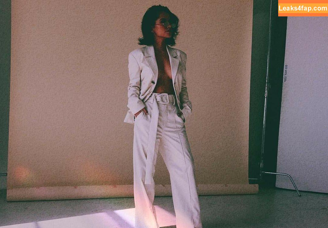 Becky G / Reggaeton singer / iambeckyg / missbeckyfeet leaked photo photo #1001