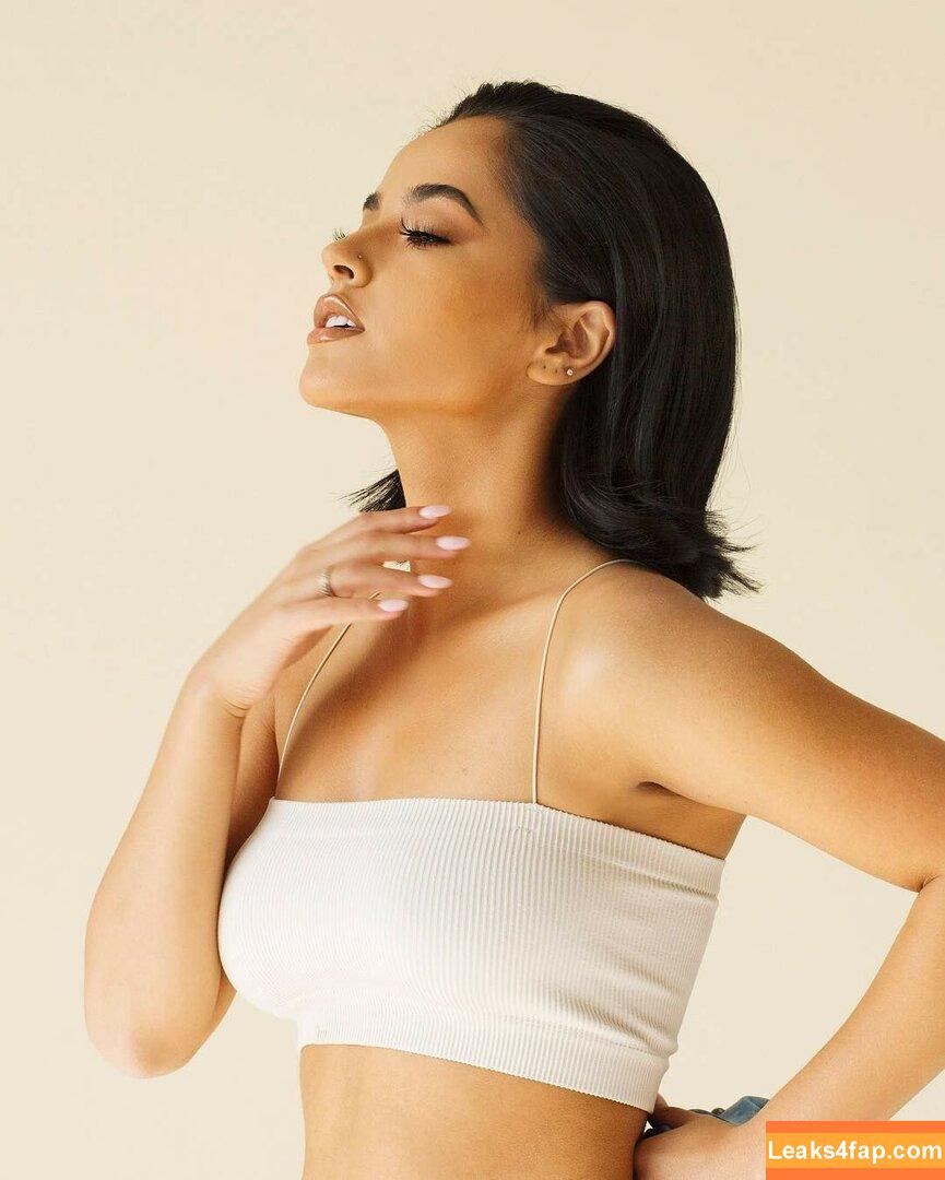 Becky G / Reggaeton singer / iambeckyg / missbeckyfeet leaked photo photo #1003