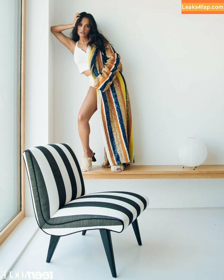 Becky G / Reggaeton singer / iambeckyg / missbeckyfeet leaked photo photo #1034