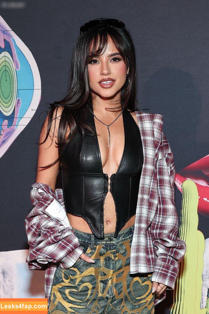 Becky G / Reggaeton singer / iambeckyg / missbeckyfeet leaked photo photo #1066