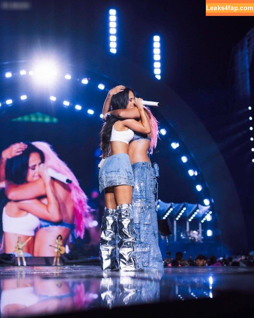 Becky G / Reggaeton singer / iambeckyg / missbeckyfeet leaked photo photo #1073