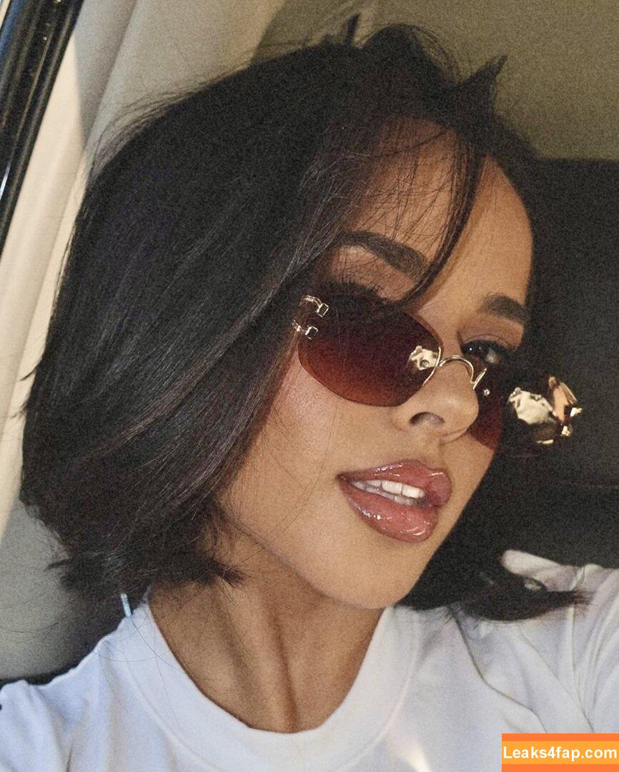 Becky G / Reggaeton singer / iambeckyg / missbeckyfeet leaked photo photo #1108