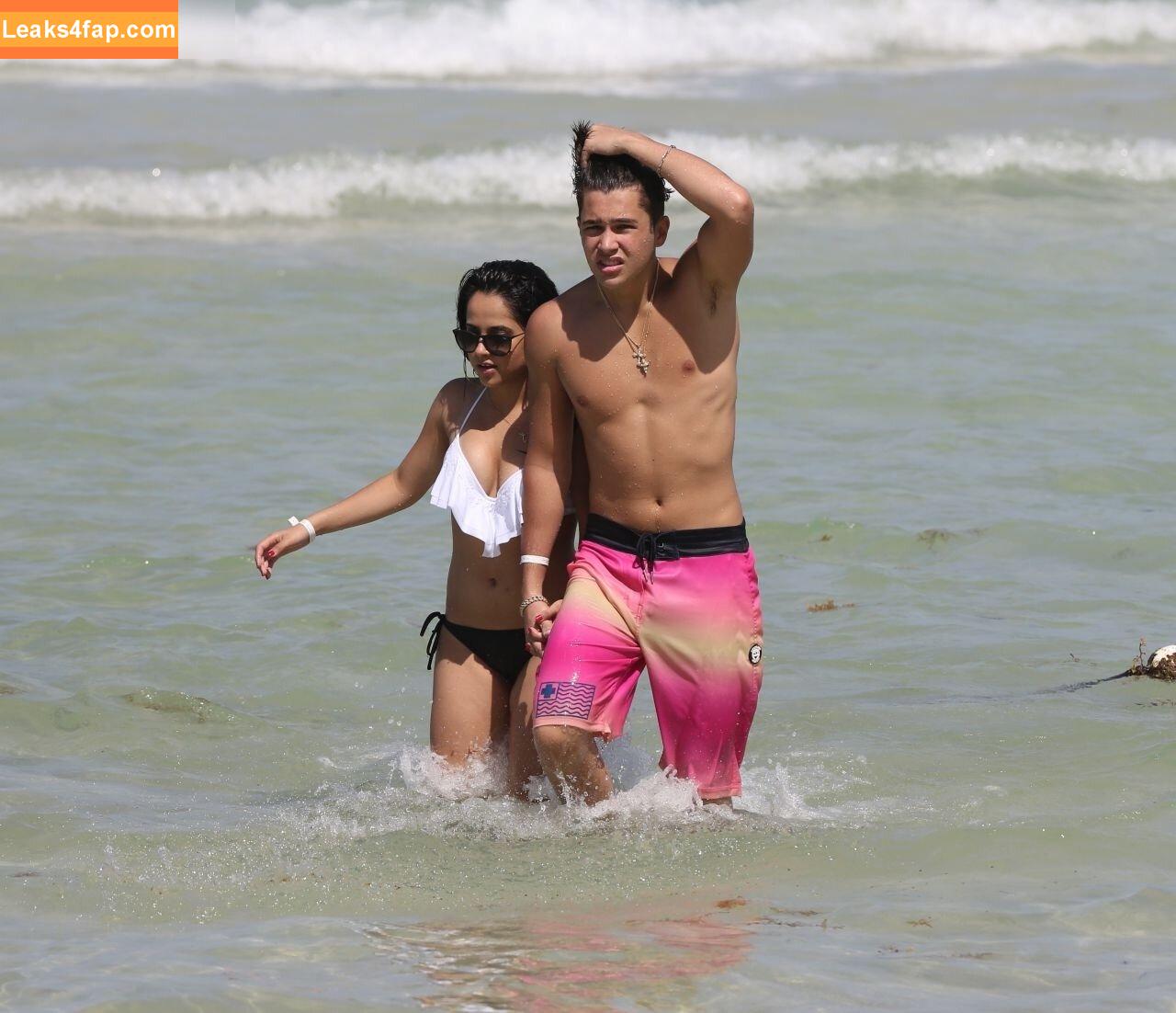 Becky G / Reggaeton singer / iambeckyg / missbeckyfeet leaked photo photo #1133