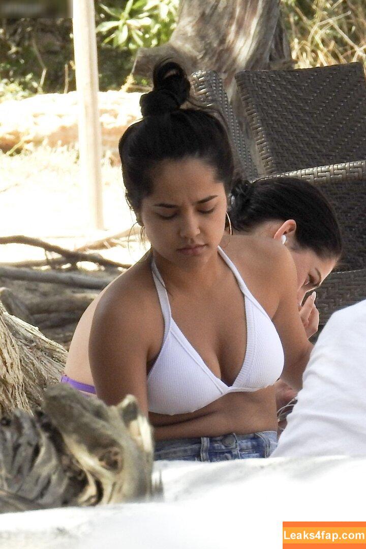 Becky G / Reggaeton singer / iambeckyg / missbeckyfeet leaked photo photo #1139