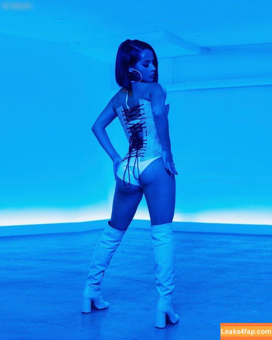 Becky G / Reggaeton singer / iambeckyg / missbeckyfeet leaked photo photo #1155