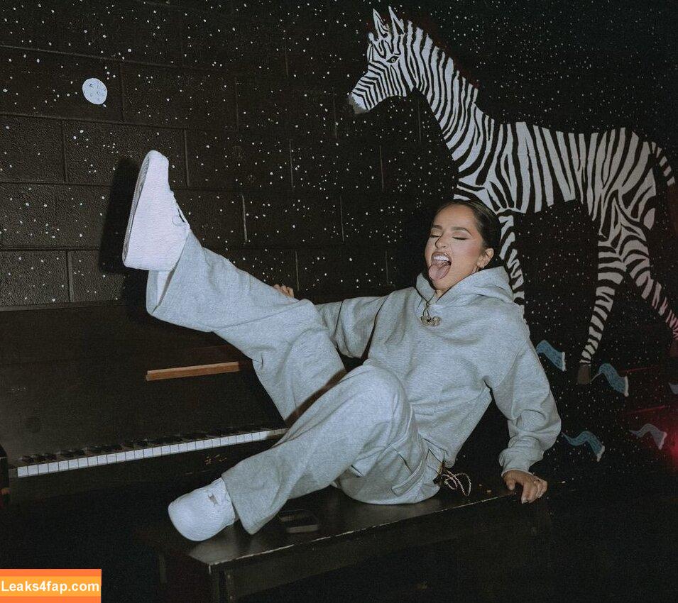 Becky G / Reggaeton singer / iambeckyg / missbeckyfeet leaked photo photo #1179