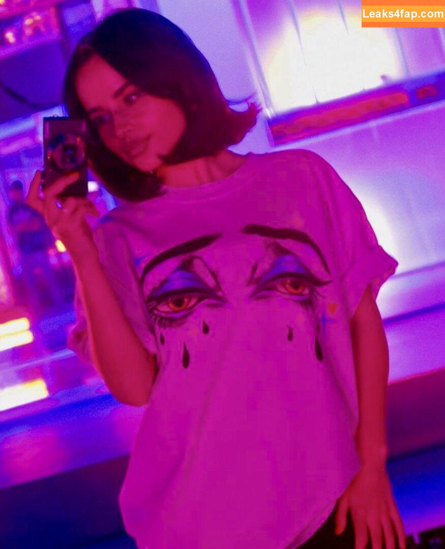 Becky G / Reggaeton singer / iambeckyg / missbeckyfeet leaked photo photo #1181