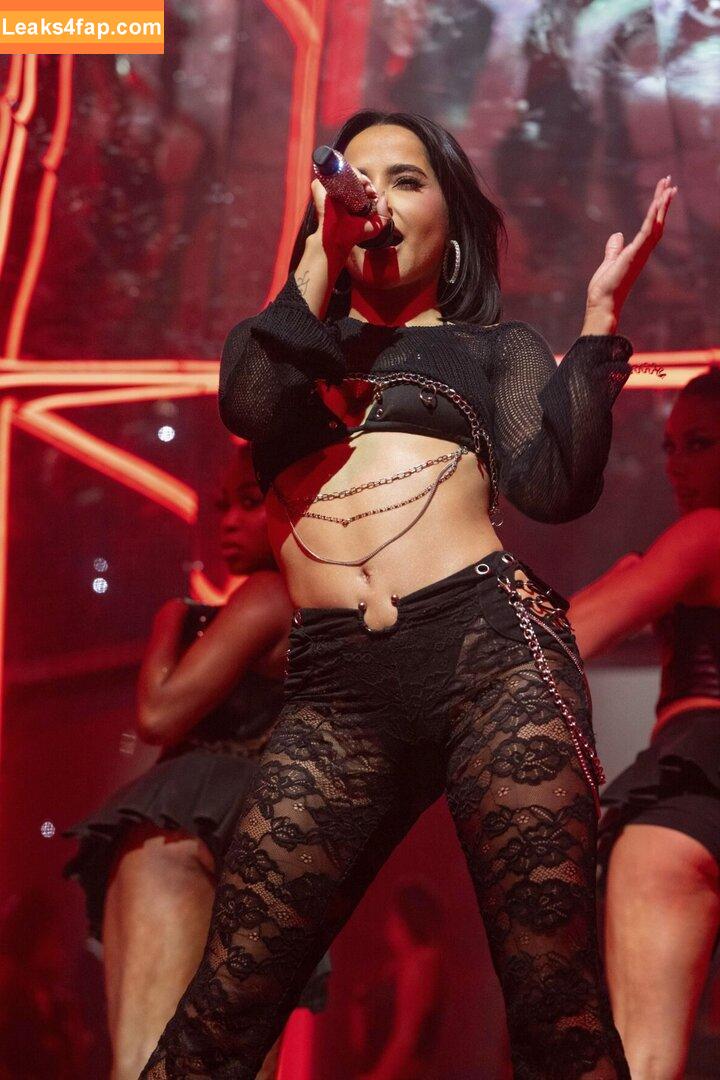 Becky G / Reggaeton singer / iambeckyg / missbeckyfeet leaked photo photo #1187