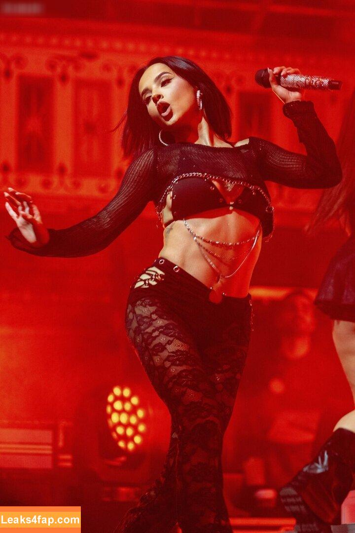 Becky G / Reggaeton singer / iambeckyg / missbeckyfeet leaked photo photo #1205