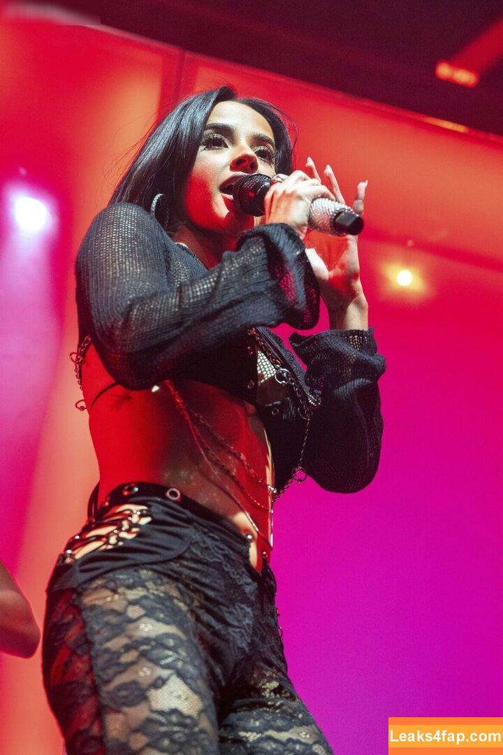 Becky G / Reggaeton singer / iambeckyg / missbeckyfeet leaked photo photo #1211