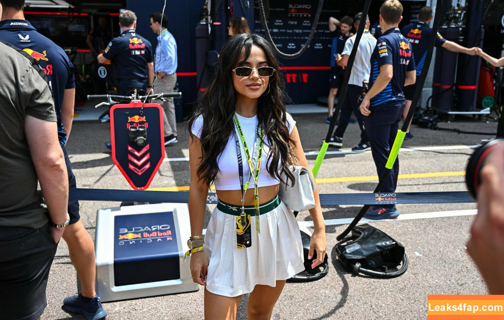 Becky G / Reggaeton singer / iambeckyg / missbeckyfeet leaked photo photo #1212