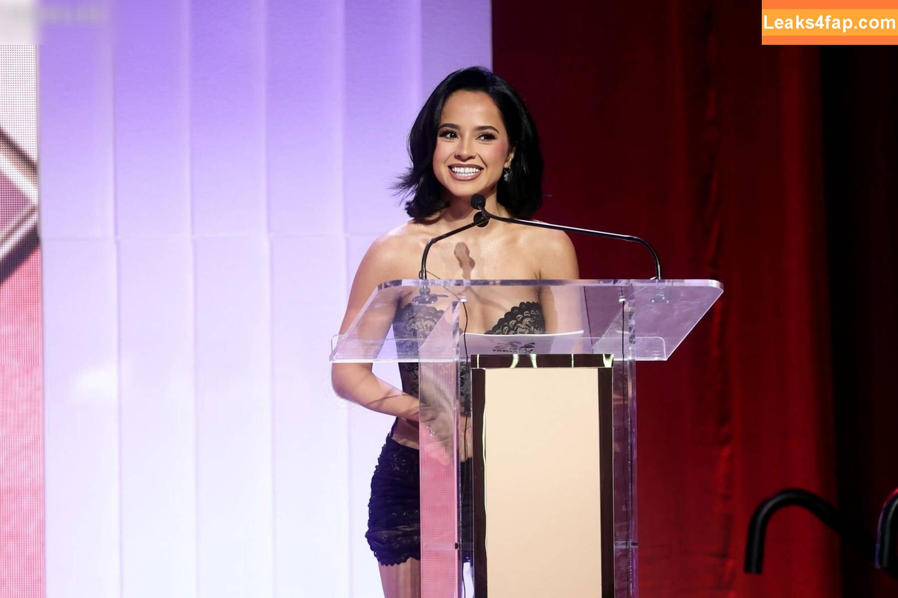 Becky G / Reggaeton singer / iambeckyg / missbeckyfeet leaked photo photo #1238